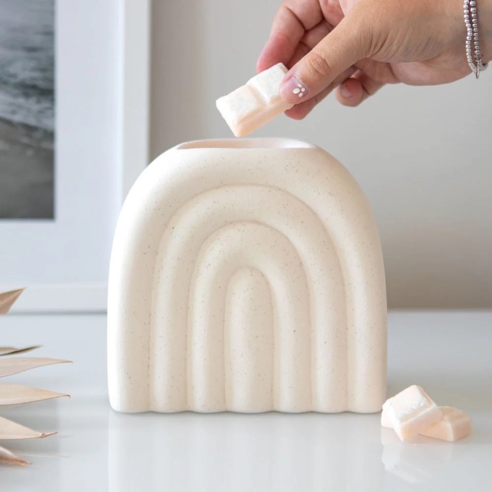 Cream Speckle Arch Oil Burner and Wax Warme